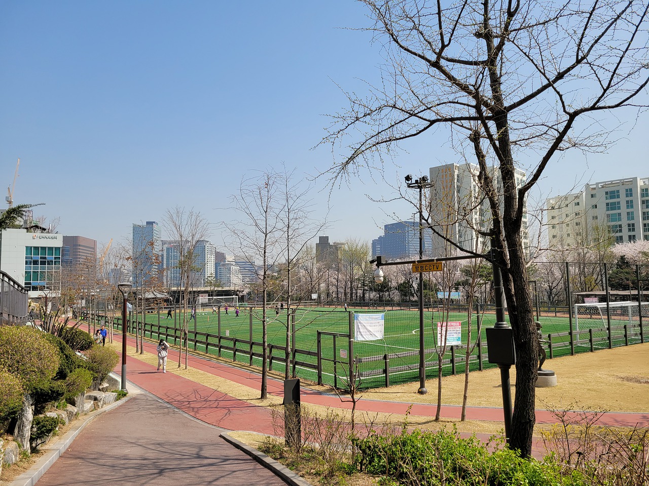 型赛事的举 型赛事的举